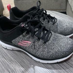 SKECHERS Flex Appeal 4.0